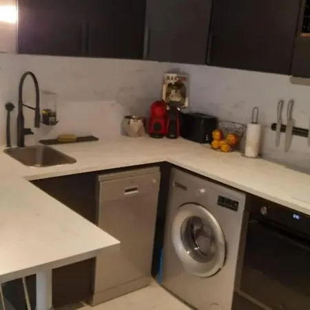 Charmant studio à Sainte-Maxime, 30 m² 圣马克西姆