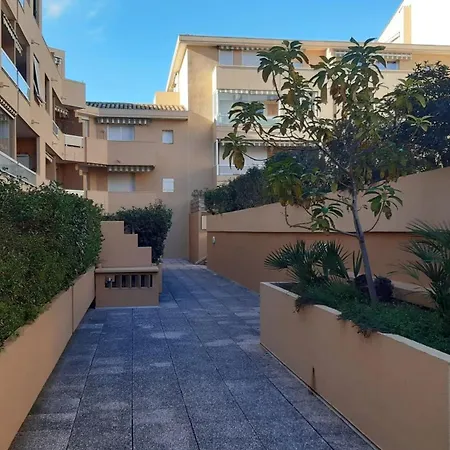 Charmant studio à Sainte-Maxime, 30 m² Apartamento *