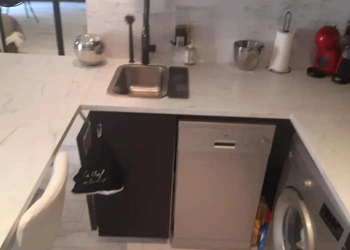 Charmant Studio A Sainte-Maxime, 30 M² سانت ماكسيم