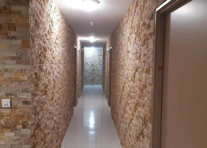 Charmant Studio A Sainte-Maxime, 30 M² سانت ماكسيم