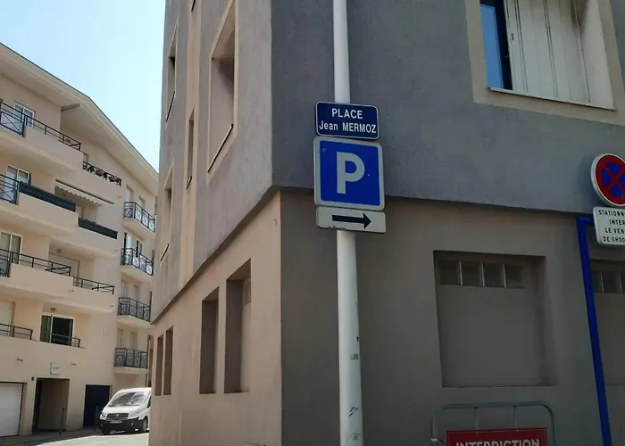 Charmant Studio A Sainte-Maxime, 30 M² سانت ماكسيم